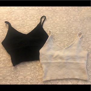 SOLD🥰 Black and beige knit crop top bundle